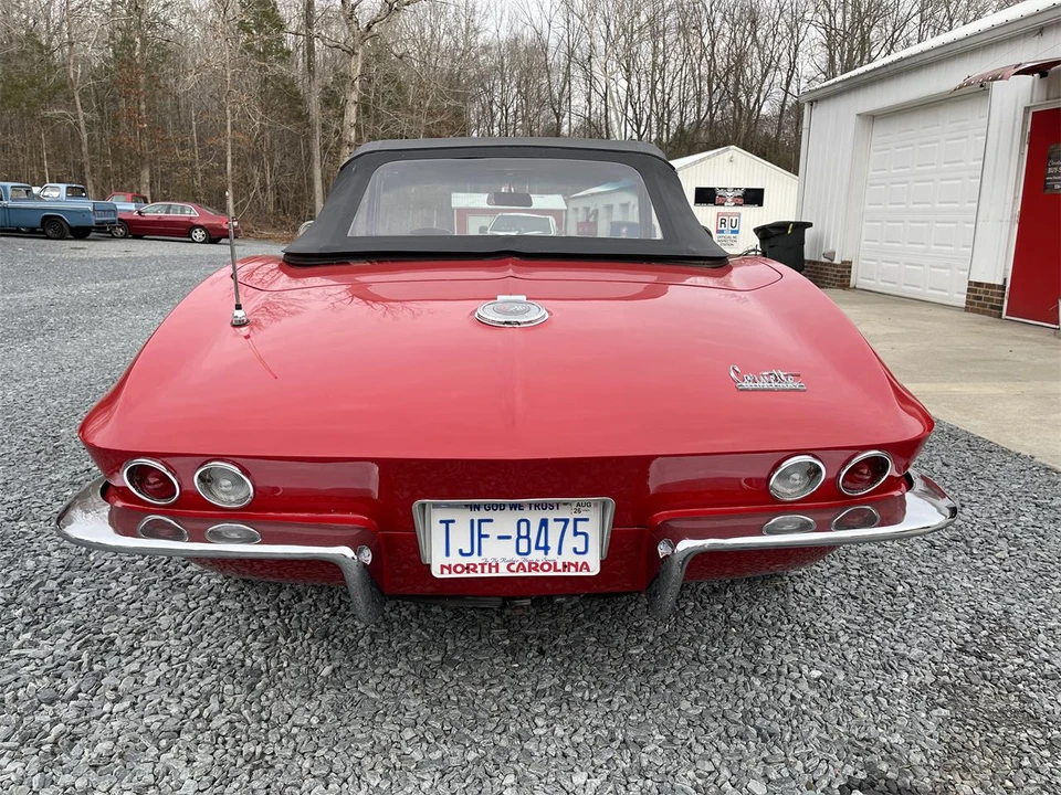 1966 Chevrolet Corvette C2 - Image 10 of 31