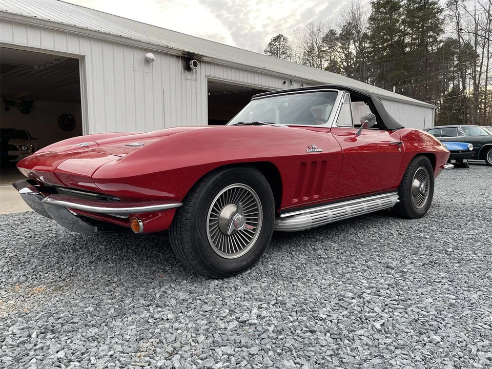 1966 Chevrolet Corvette C2 - Image 12 of 31