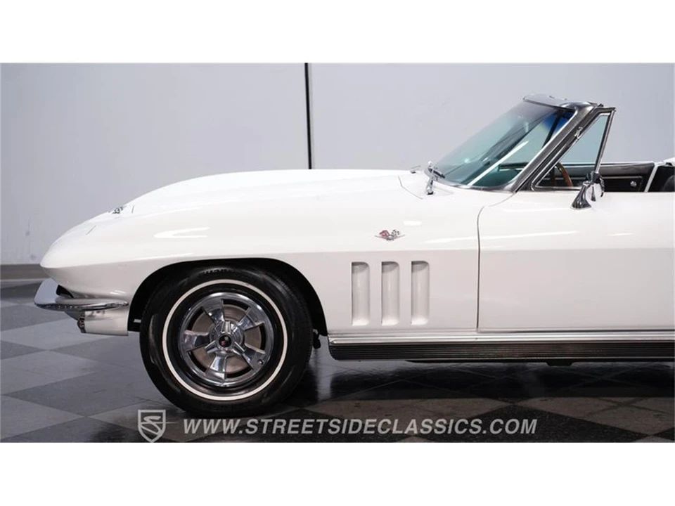 1966 Chevrolet Corvette C2 - Image 18 of 31