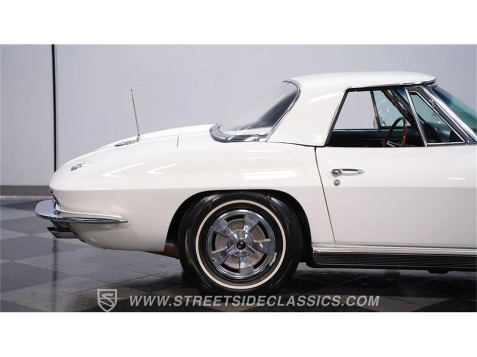 1966 Chevrolet Corvette C2 - Image 22 of 31