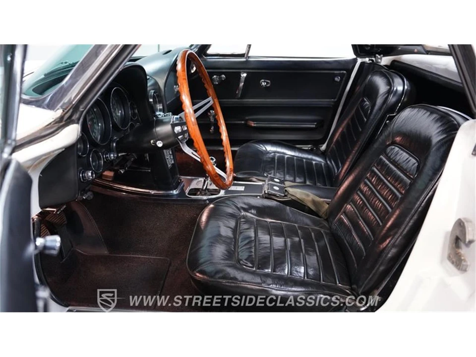 1966 Chevrolet Corvette C2 - Image 28 of 31