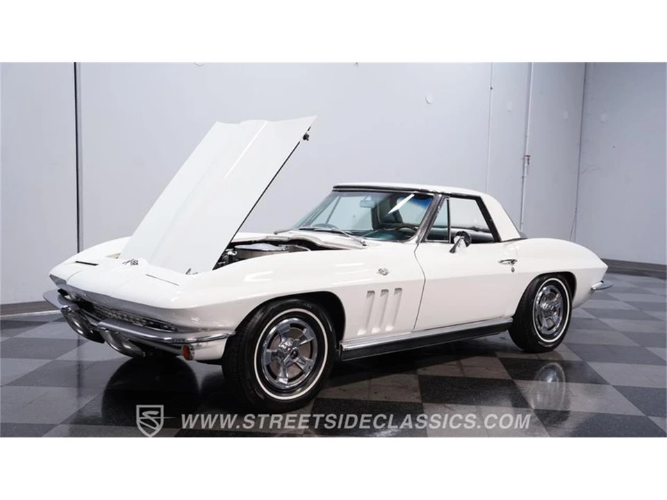 1966 Chevrolet Corvette C2 - Image 24 of 31