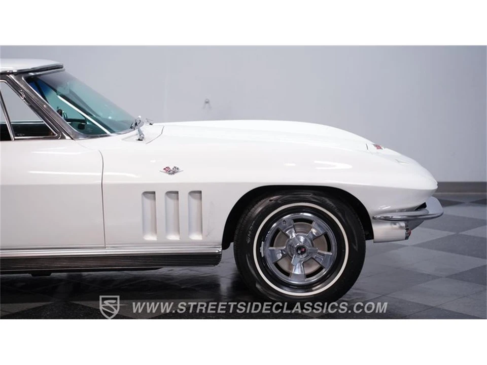 1966 Chevrolet Corvette C2 - Image 23 of 31