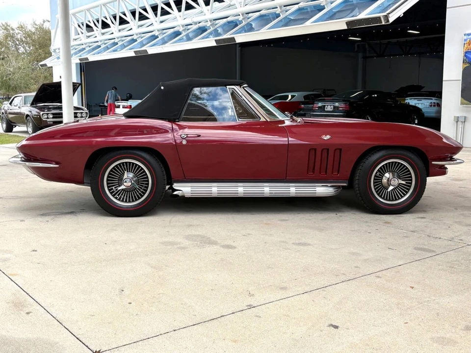 1966 Chevrolet Corvette C2 - Image 21 of 21
