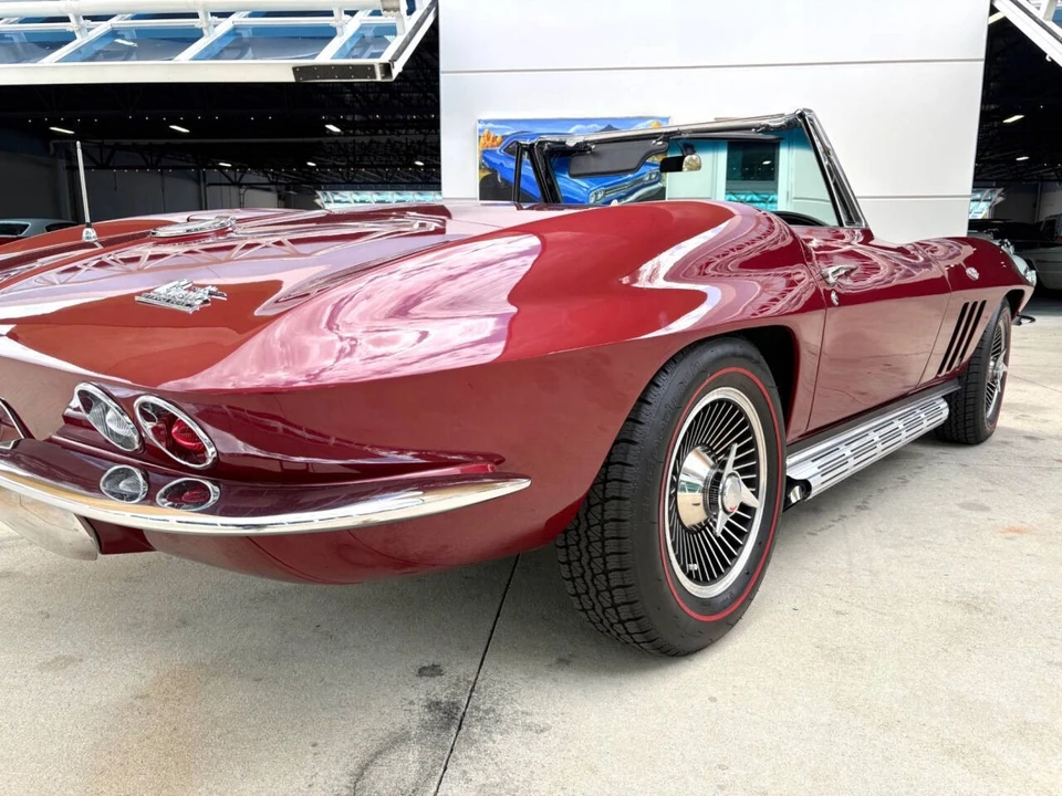 1966 Chevrolet Corvette C2 - Image 16 of 21