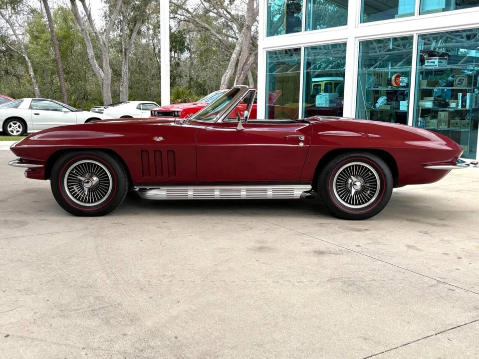 1966 Chevrolet Corvette C2 - Image 10 of 21