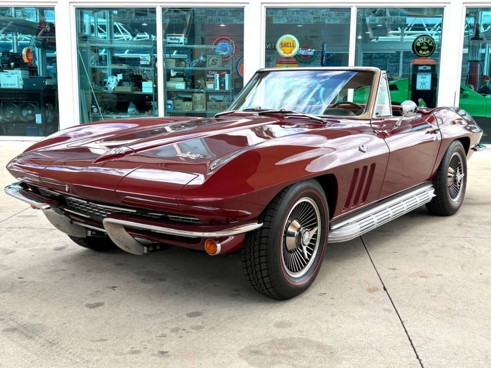 1966 Chevrolet Corvette C2 - Image 11 of 21