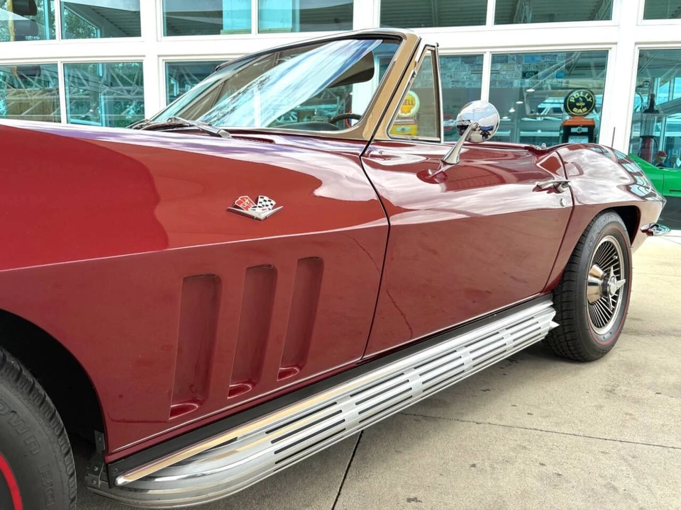 1966 Chevrolet Corvette C2 - Image 13 of 21