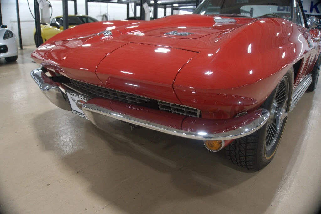 1966 Chevrolet Corvette C2 - Image 10 of 31