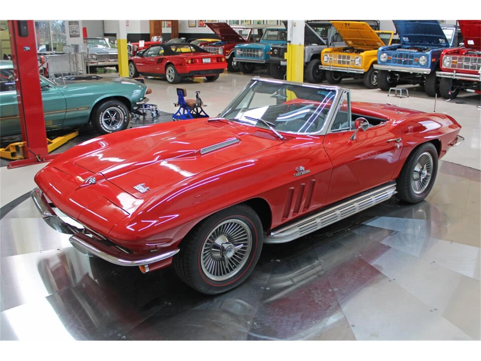 1966 Chevrolet Corvette C2 - Image 2 of 31
