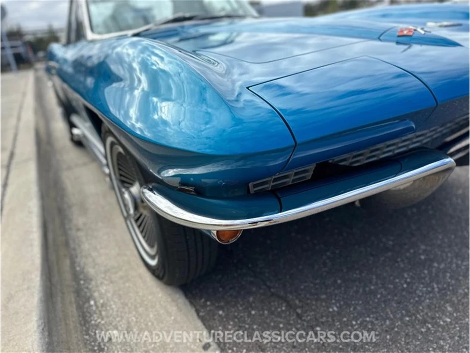 1966 Chevrolet Corvette C2 - Image 15 of 31