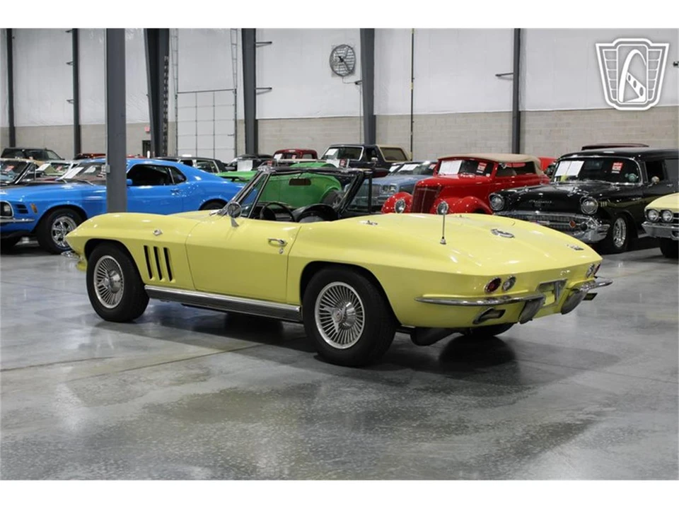 1966 Chevrolet Corvette C2 - Image 8 of 31