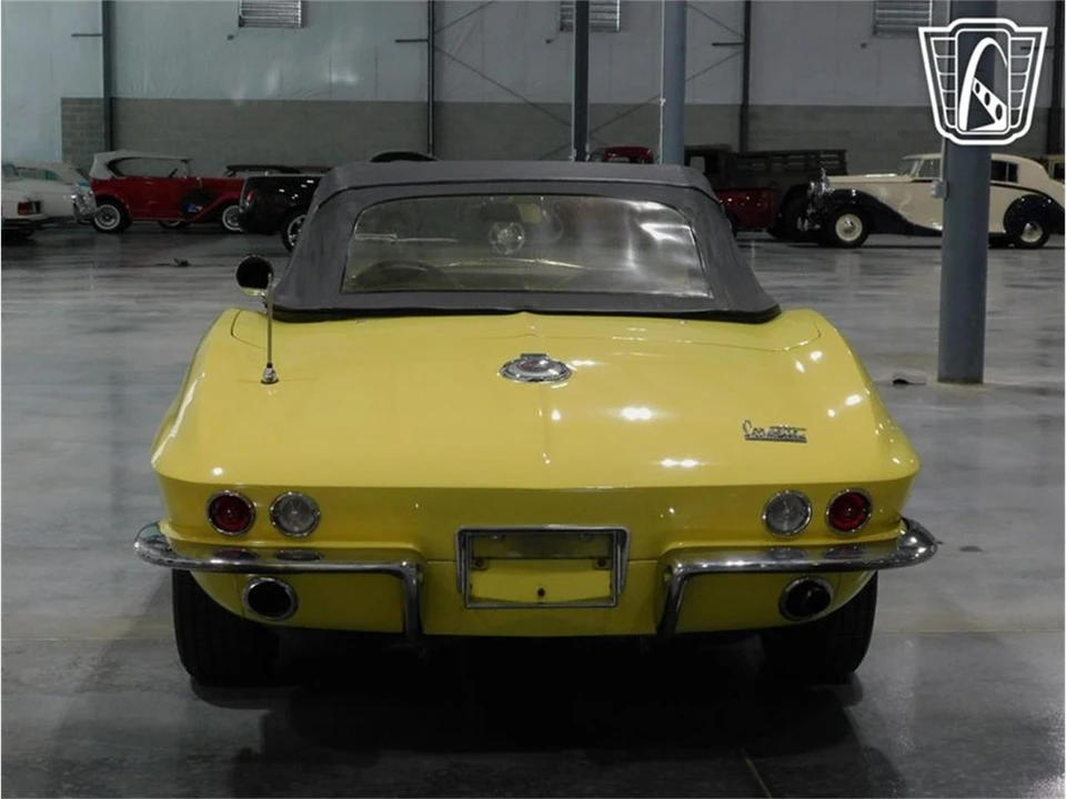 1966 Chevrolet Corvette C2 - Image 17 of 31