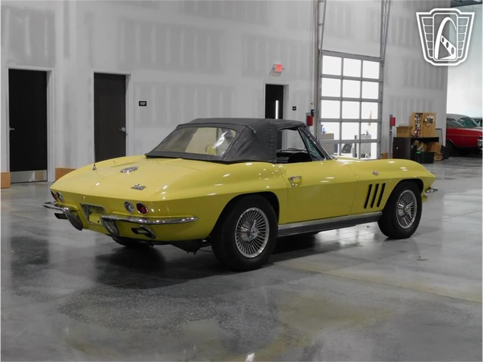 1966 Chevrolet Corvette C2 - Image 18 of 31