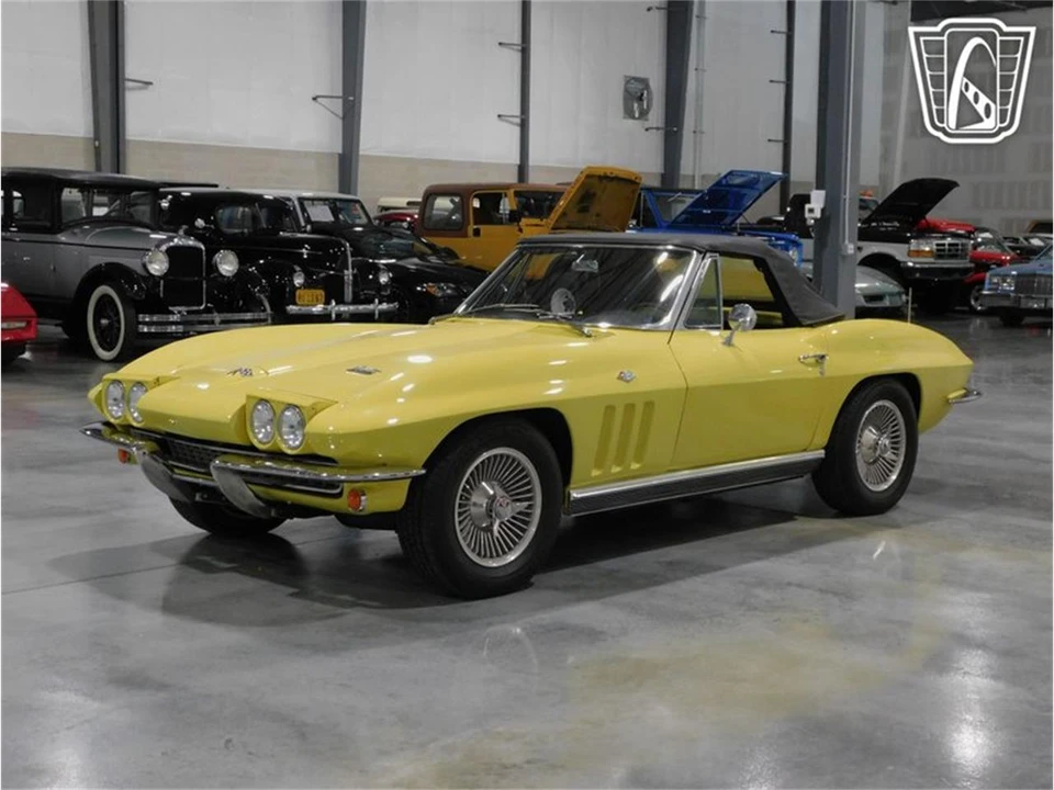1966 Chevrolet Corvette C2 - Image 14 of 31