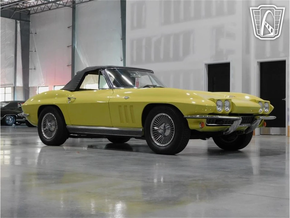 1966 Chevrolet Corvette C2 - Image 28 of 31