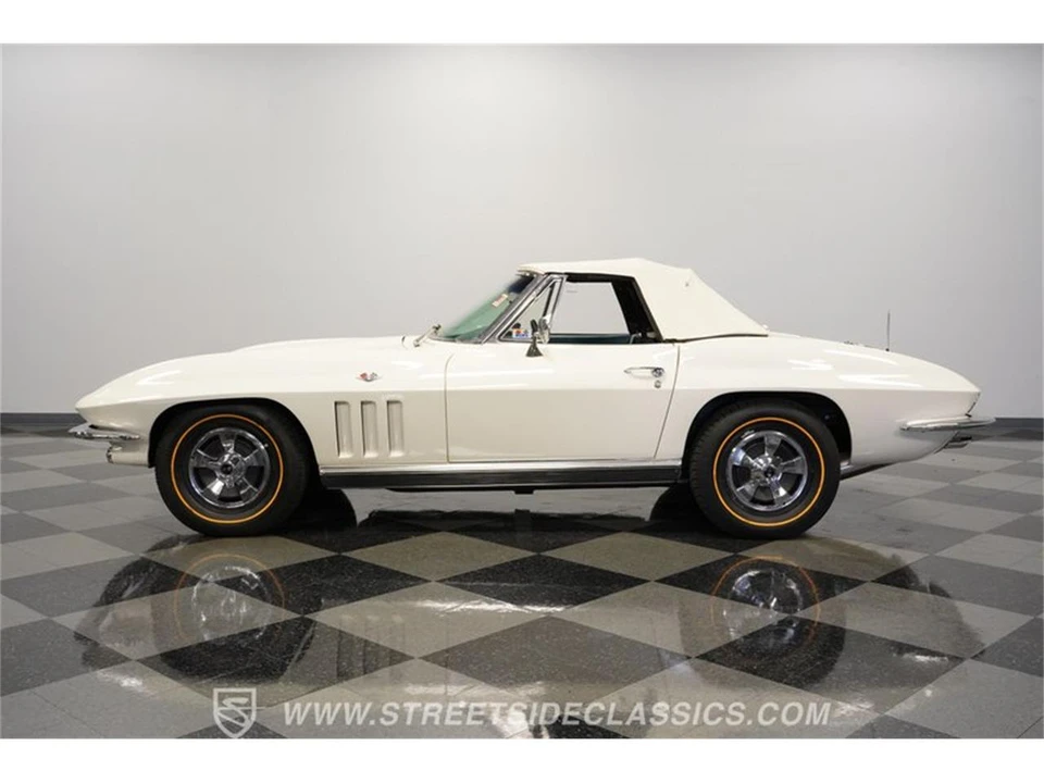 1966 Chevrolet Corvette C2 - Image 6 of 31