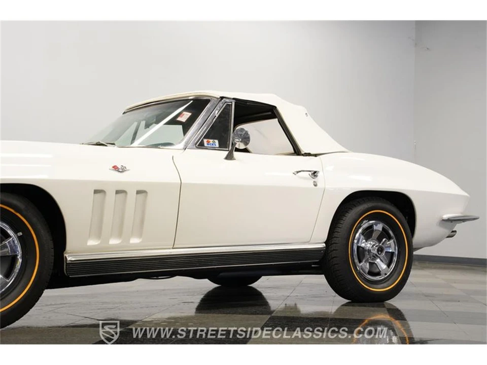 1966 Chevrolet Corvette C2 - Image 21 of 31