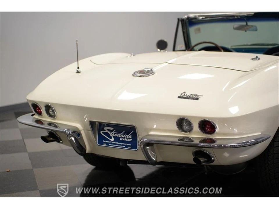 1966 Chevrolet Corvette C2 - Image 25 of 31