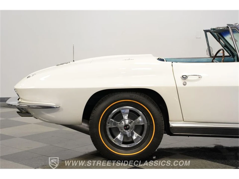 1966 Chevrolet Corvette C2 - Image 28 of 31