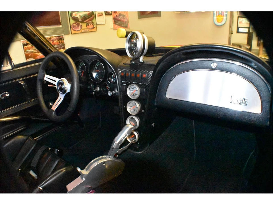 1966 Chevrolet Corvette C2 - Image 26 of 31
