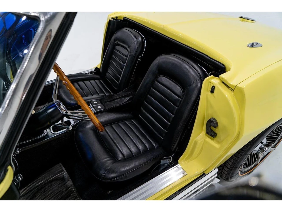 1966 Chevrolet Corvette C2 - Image 13 of 31