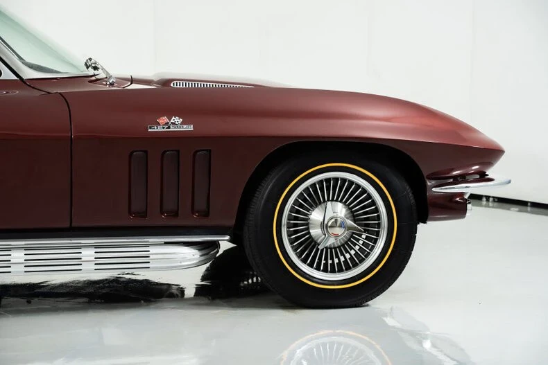1966 Chevrolet Corvette C2 - Image 15 of 21