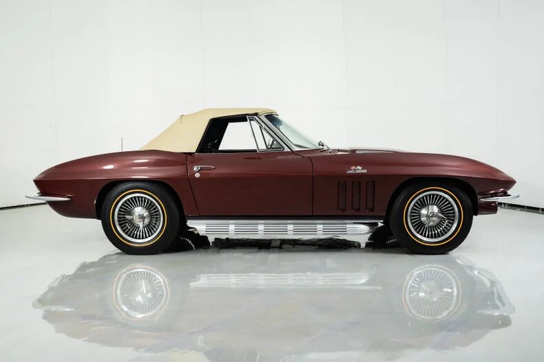 1966 Chevrolet Corvette C2 - Image 14 of 21