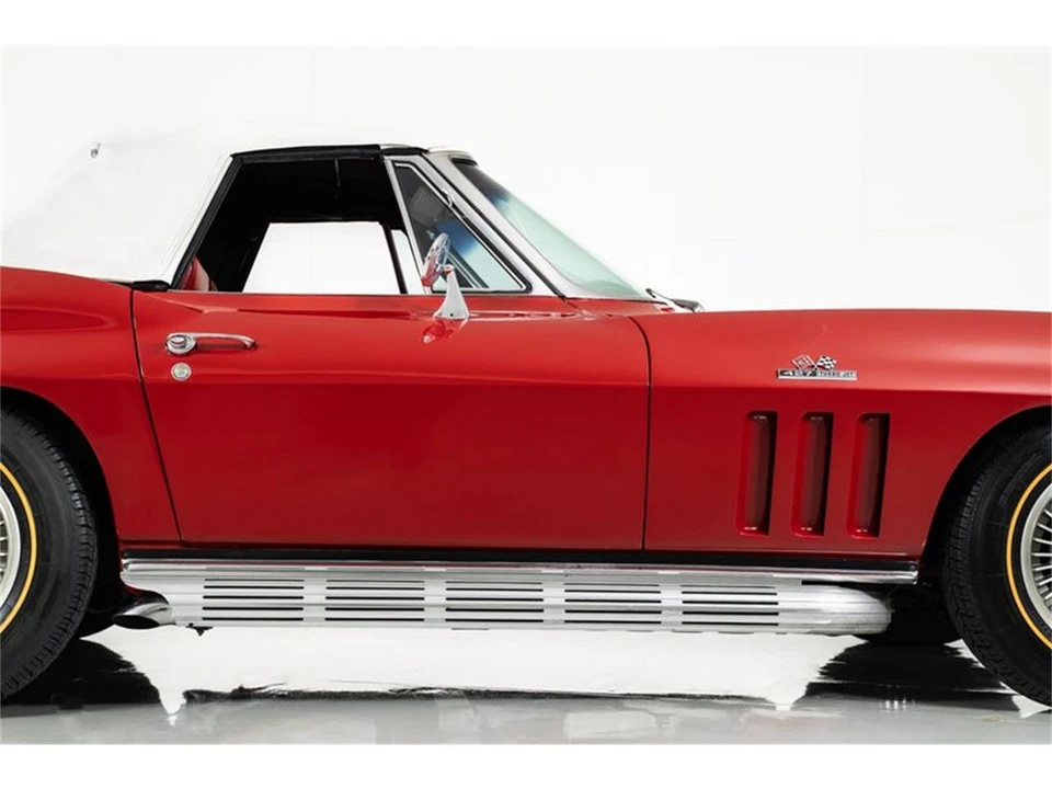 1966 Chevrolet Corvette C2 - Image 14 of 31