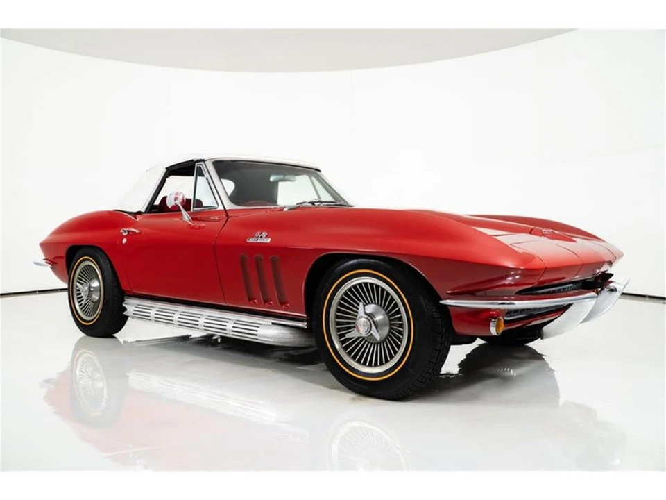 1966 Chevrolet Corvette C2 - Image 15 of 31