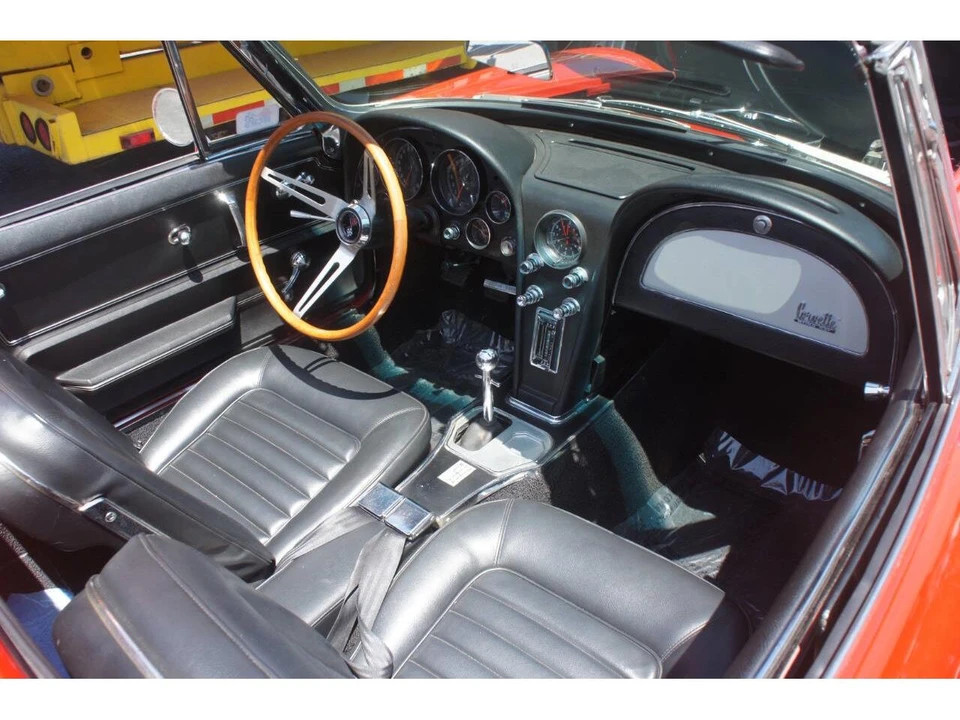 1966 Chevrolet Corvette C2 - Image 5 of 31