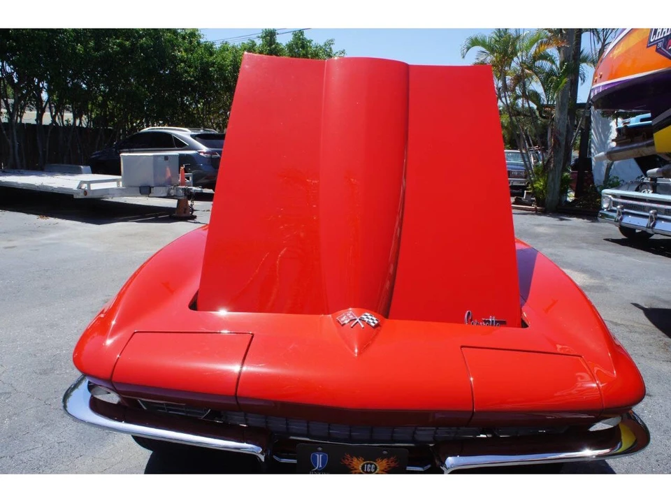 1966 Chevrolet Corvette C2 - Image 13 of 31