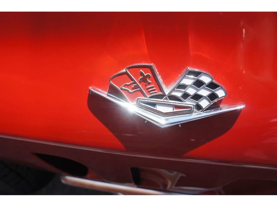 1966 Chevrolet Corvette C2 - Image 10 of 31