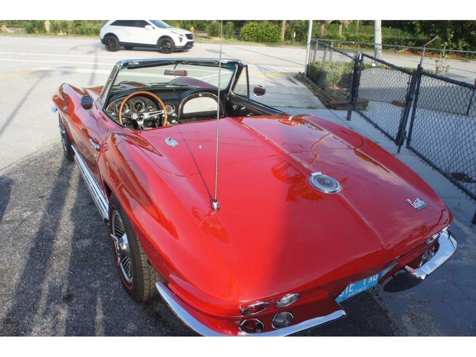 1966 Chevrolet Corvette C2 - Image 19 of 31