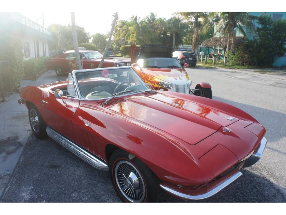 1966 Chevrolet Corvette C2 - Image 23 of 31