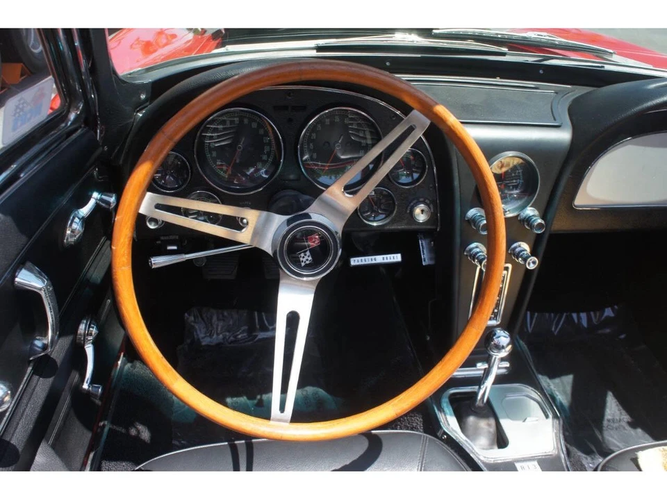 1966 Chevrolet Corvette C2 - Image 15 of 31