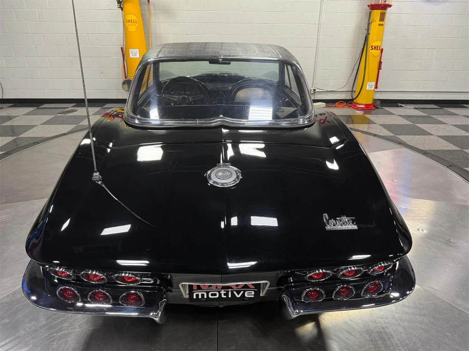 1966 Chevrolet Corvette C2 - Image 26 of 31