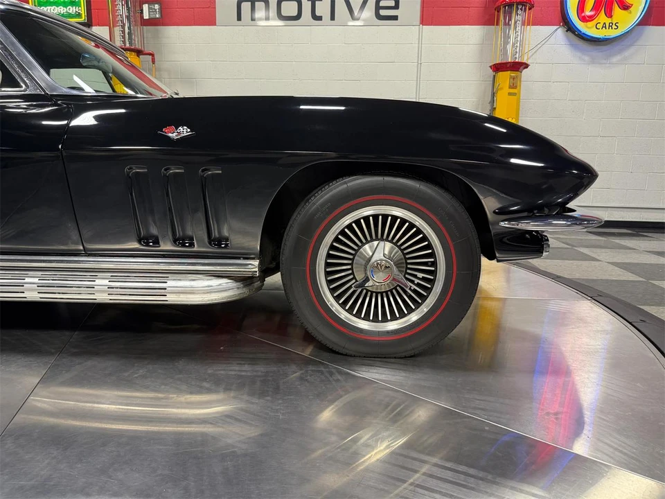 1966 Chevrolet Corvette C2 - Image 27 of 31