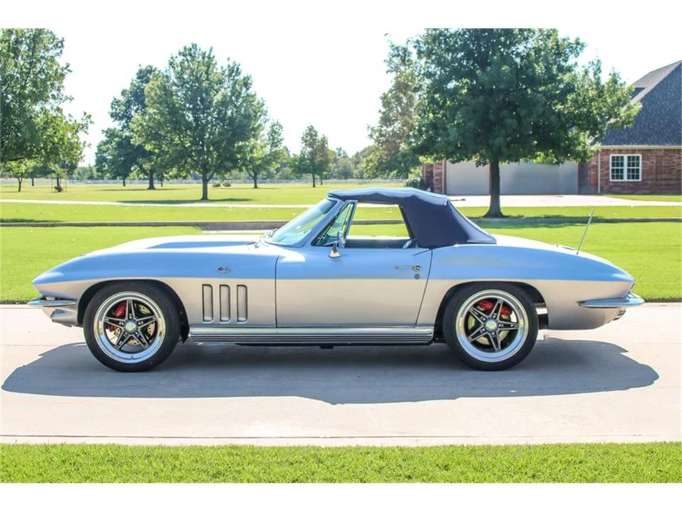 1966 Chevrolet Corvette C2 - Image 7 of 31