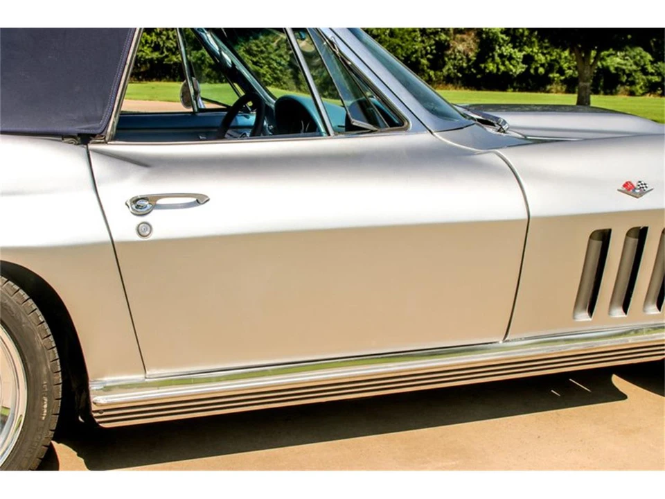 1966 Chevrolet Corvette C2 - Image 14 of 31