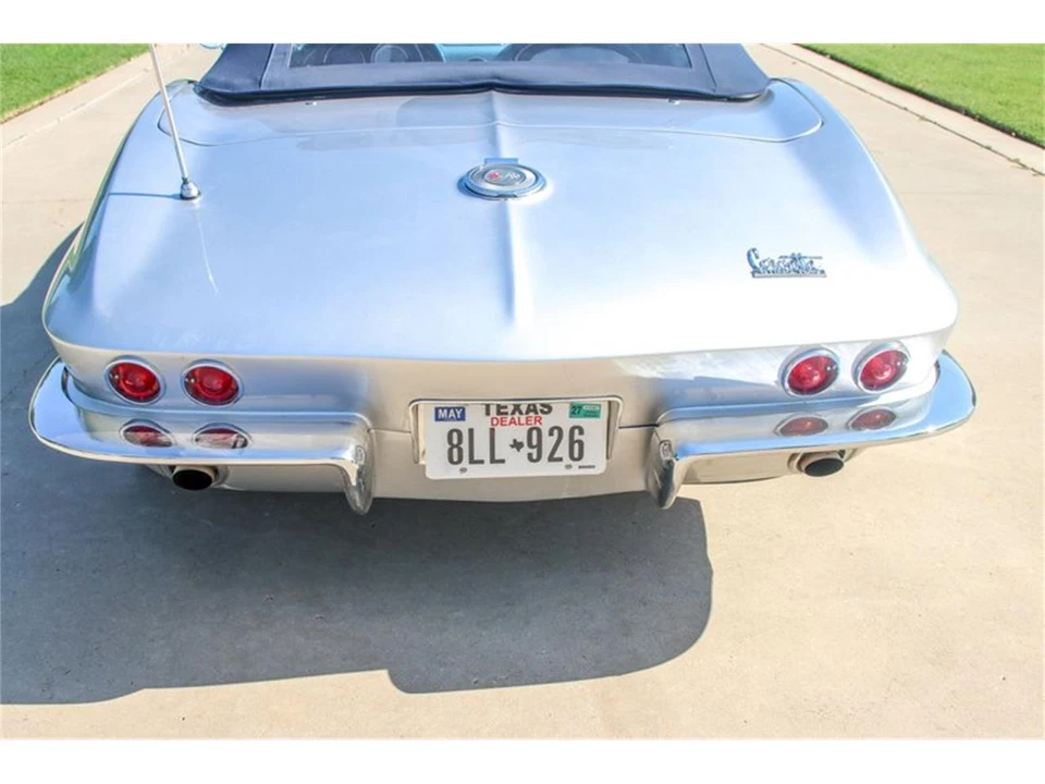 1966 Chevrolet Corvette C2 - Image 19 of 31