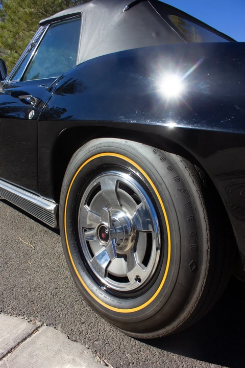 1966 Chevrolet Corvette C2 - Image 8 of 21