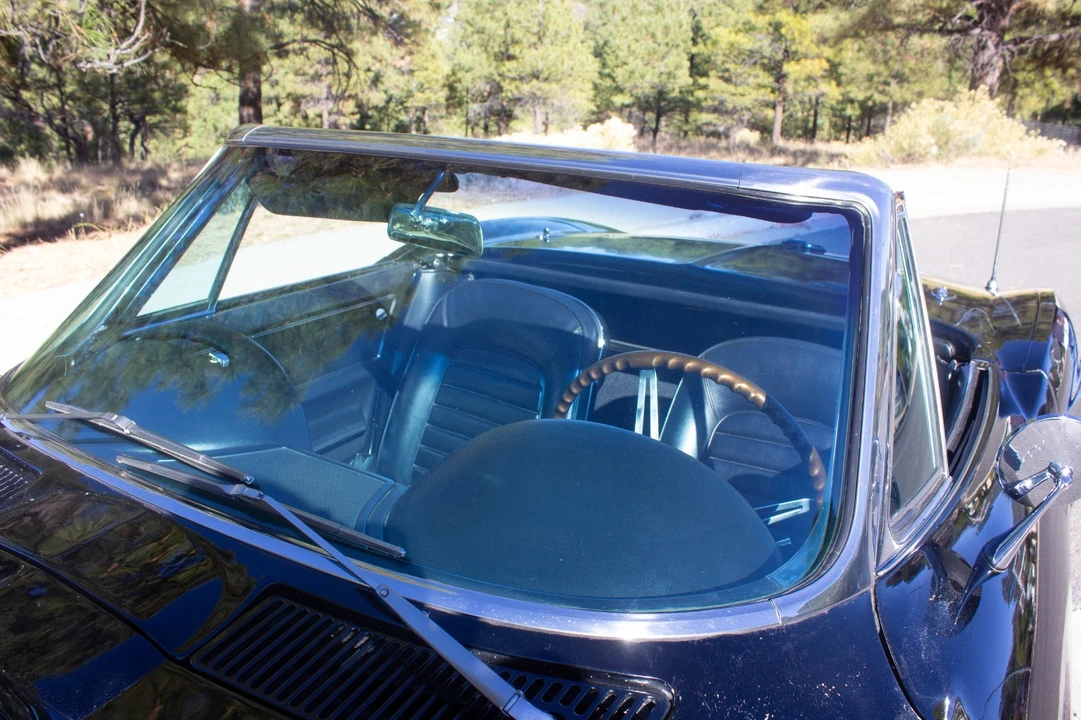 1966 Chevrolet Corvette C2 - Image 17 of 21