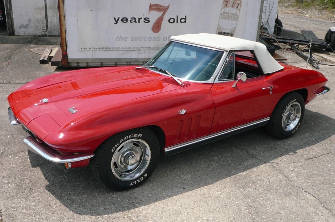 1966 Chevrolet Corvette C2 - Image 3 of 19