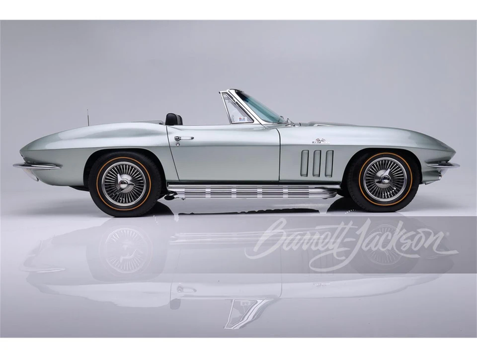 1966 Chevrolet Corvette C2 - Image 2 of 3