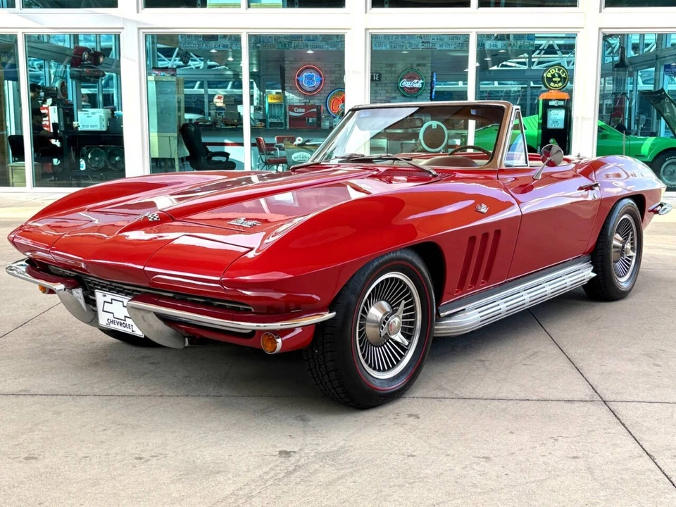 1966 Chevrolet Corvette C2 - Image 11 of 12