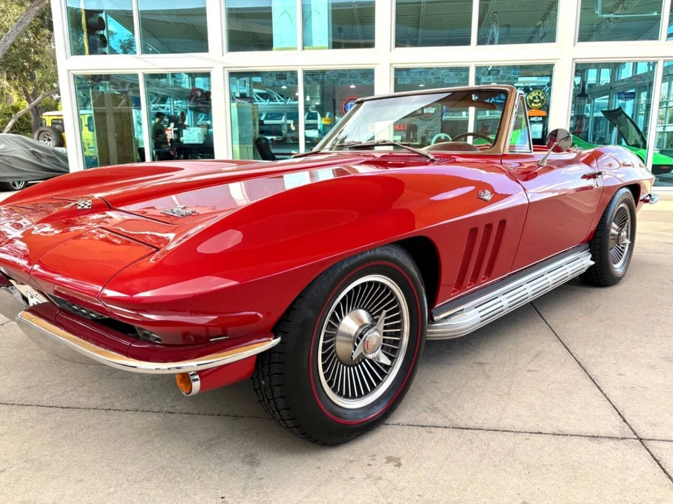 1966 Chevrolet Corvette C2 - Image 12 of 12