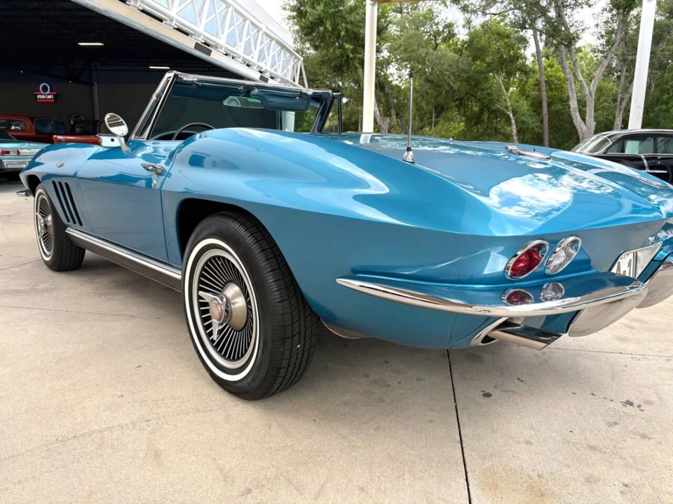 1966 Chevrolet Corvette C2 - Image 16 of 31