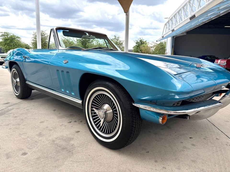 1966 Chevrolet Corvette C2 - Image 20 of 31