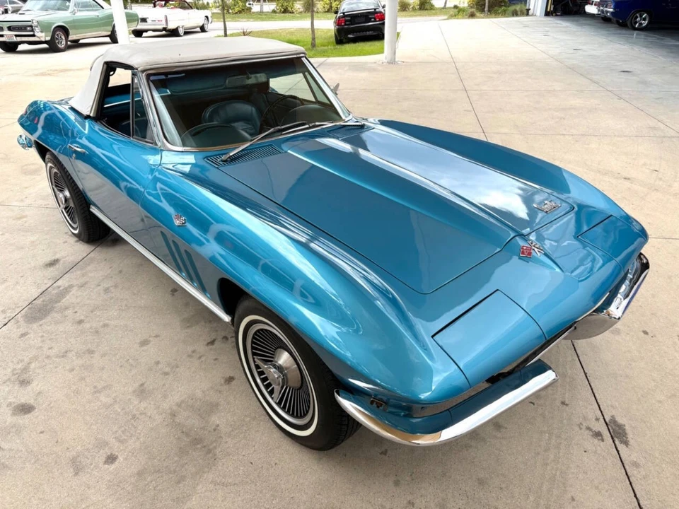 1966 Chevrolet Corvette C2 - Image 22 of 31